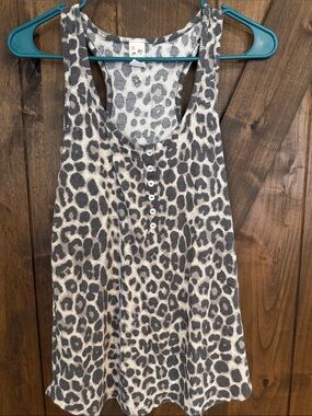 7th Ray Beige and Gray Leopard Print Ribbed Tank Top
